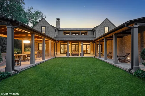 $3,995,000 | 180 Central Avenue, Highland Park, IL 60035