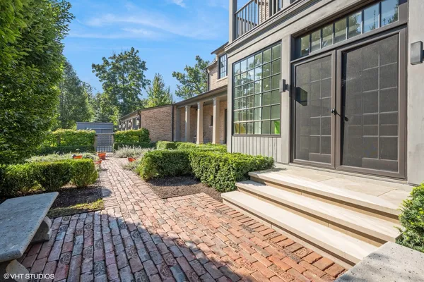 $3,995,000 | 180 Central Avenue, Highland Park, IL 60035