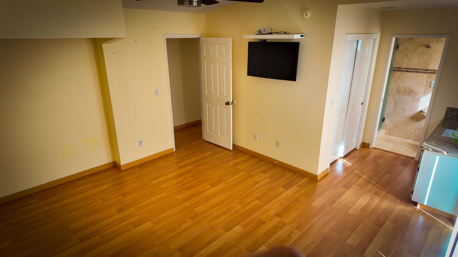 1701 Pawtucket Avenue Modesto, CA 95358 - Photo 22 of 24 Master Room