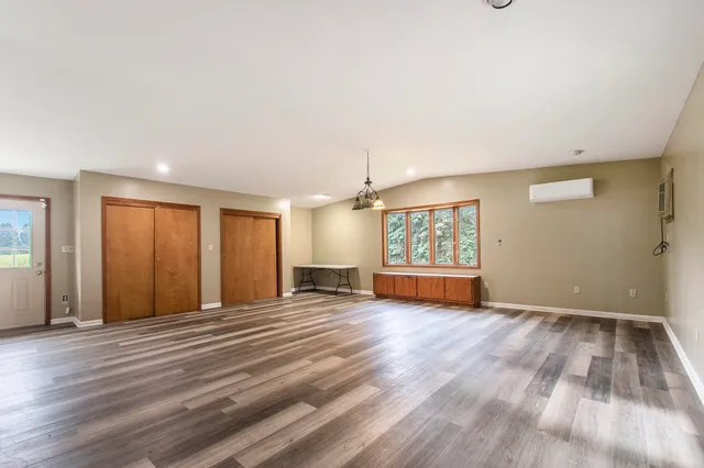 $199,900 | 5544 Wendzel Drive, Coloma, MI 49038