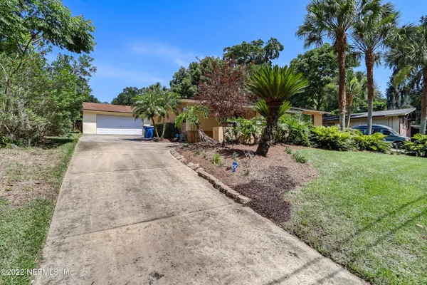 $1,975 | 4009 Bess Road, Jacksonville, FL 32277