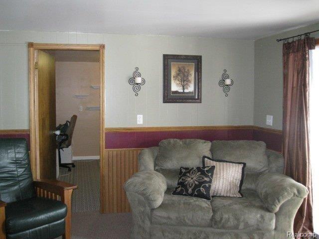5809 Howell Road Otter Lake, MI 48464 - Photo 4 of 14 031411 017