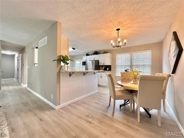 $280,000 | 208 Yorktown Drive, Collinsville, IL 62234