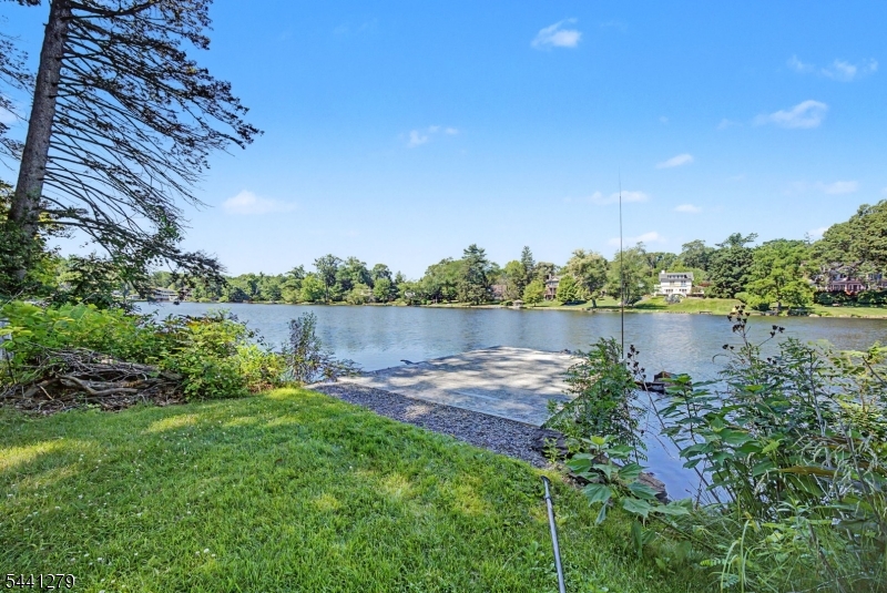 44 Glen Road Mountain Lakes, NJ 07046 - Photo 34 of 45