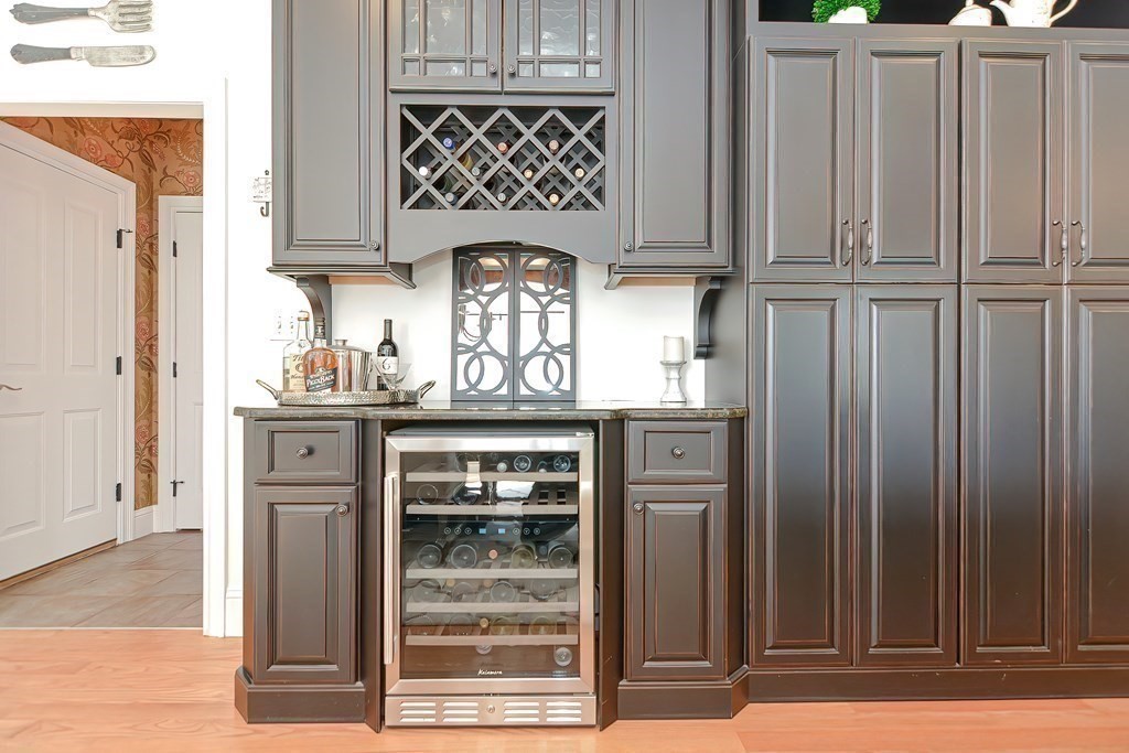 35 Connelly Hill Road Hopkinton, MA 01748 - Photo 8 of 42 Gallery Image 8