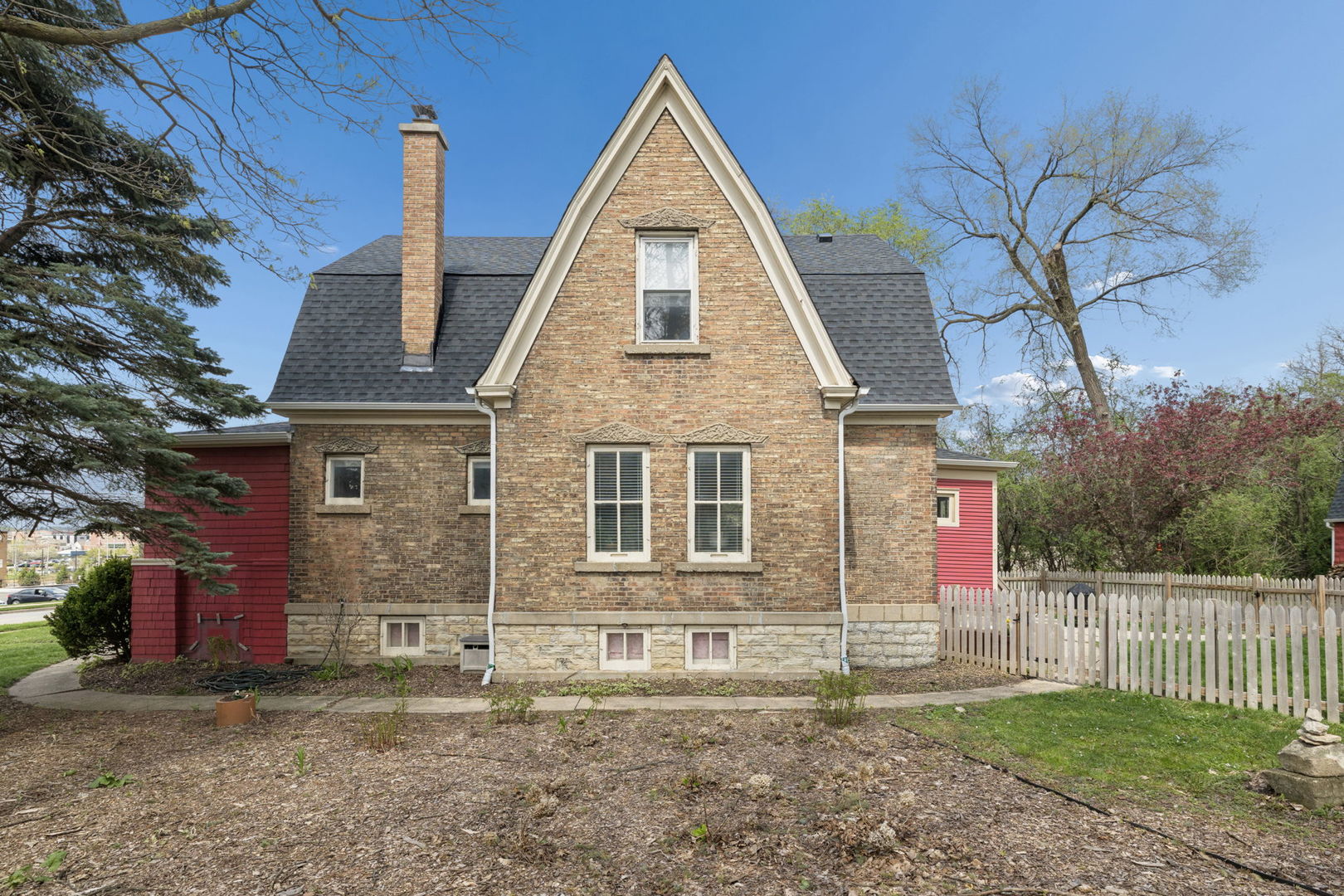 521 South Naperville Road Wheaton, IL 60187 - Photo 35 of 49