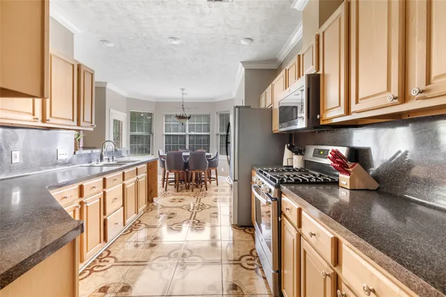 $389,000 | 253 County Road 6492, Dayton, TX 77535