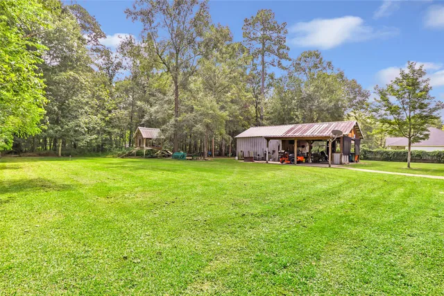 $389,000 | 253 County Road 6492, Dayton, TX 77535