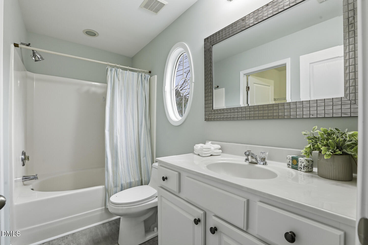 7612 Canvas Art Terrace Raleigh, NC 27617 - Photo 26 of 41 027