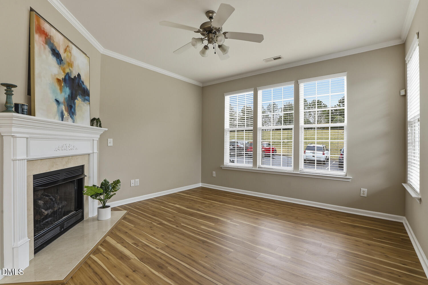 7612 Canvas Art Terrace Raleigh, NC 27617 - Photo 7 of 41 008