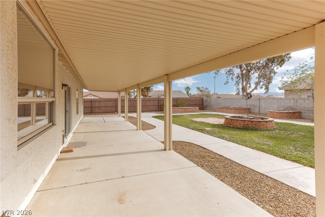 802 Bravado Street Henderson, NV 89002 - Photo 12 of 35