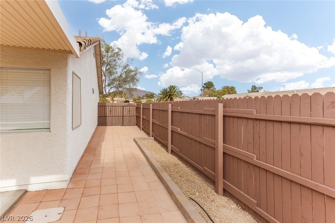 802 Bravado Street Henderson, NV 89002 - Photo 14 of 35