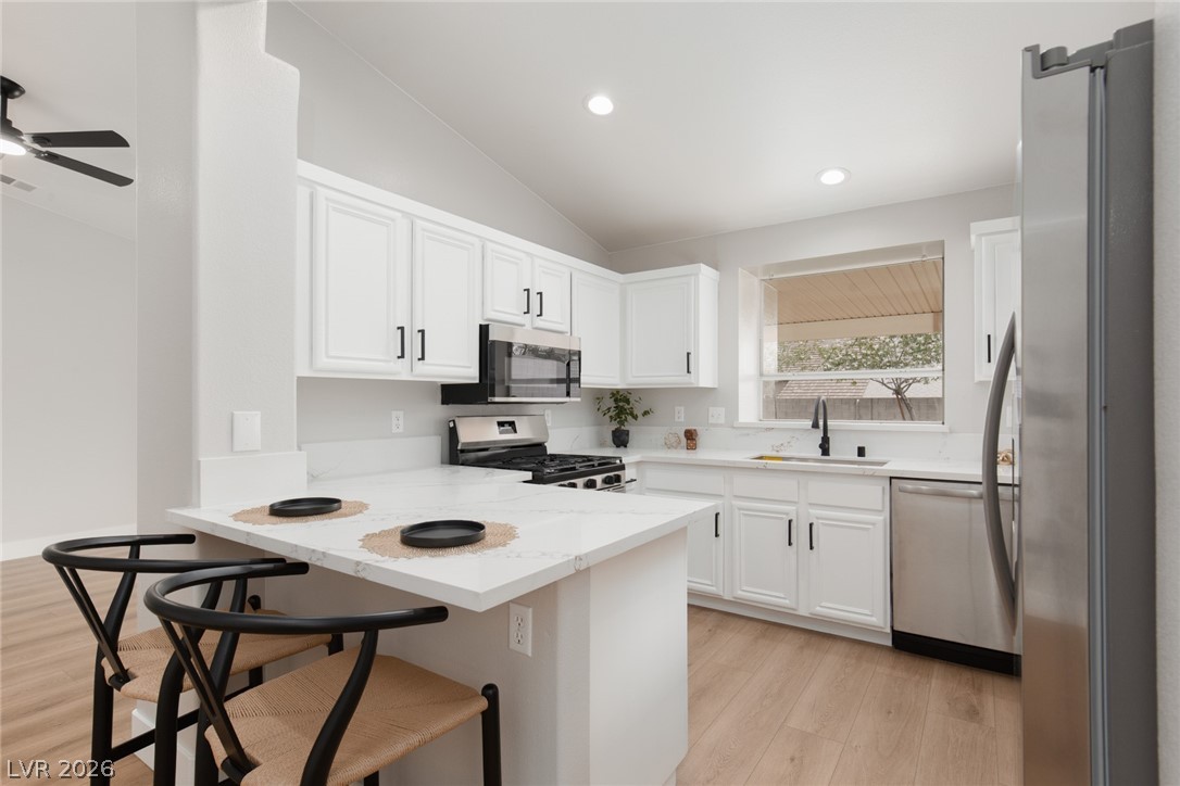 802 Bravado Street Henderson, NV 89002 - Photo 3 of 35