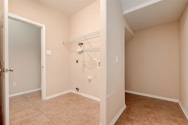 $2,590 | 6131 Moran Crest Drive, Spring, TX 77388