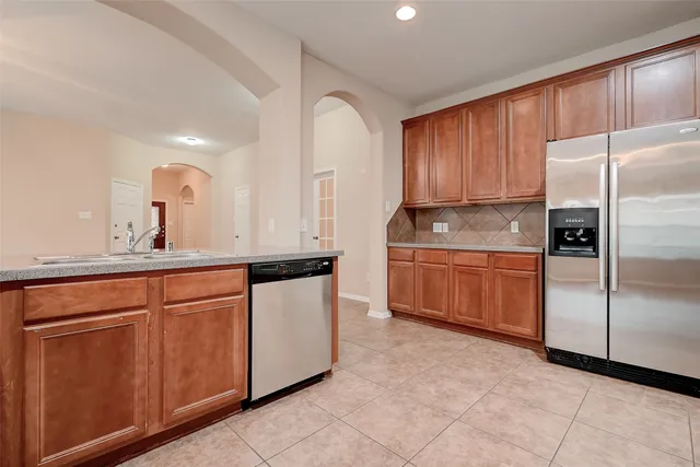 $2,590 | 6131 Moran Crest Drive, Spring, TX 77388