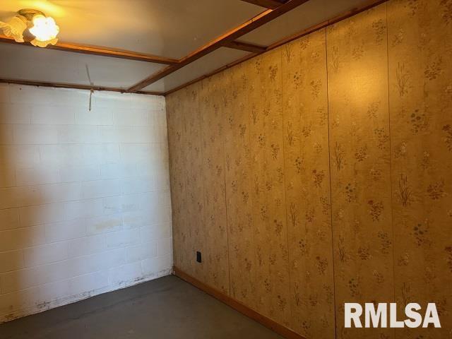 1397 Headen Road Jacksonville, IL 62650 - Photo 14 of 21