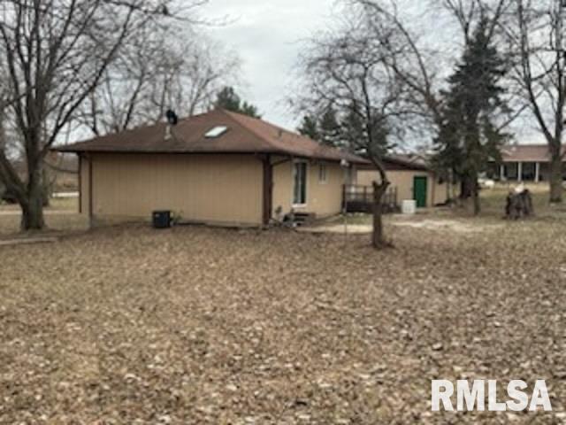 1397 Headen Road Jacksonville, IL 62650 - Photo 16 of 21