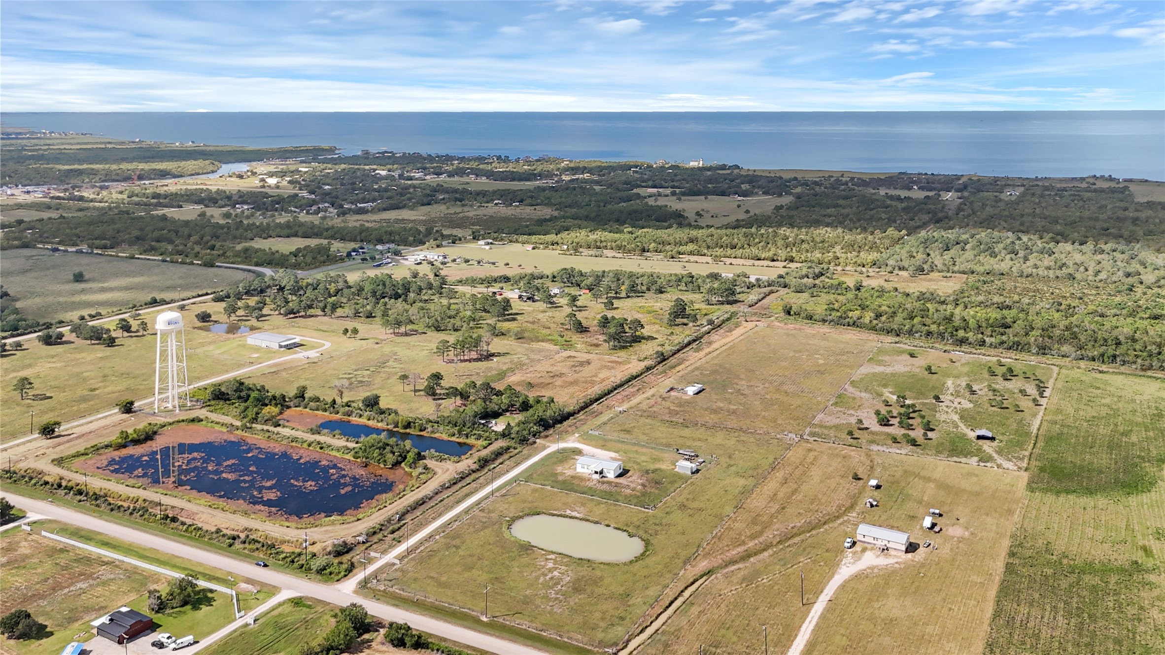 2105 Eagle Road Anahuac, TX 77514 - Photo 3 of 44 a view of a city