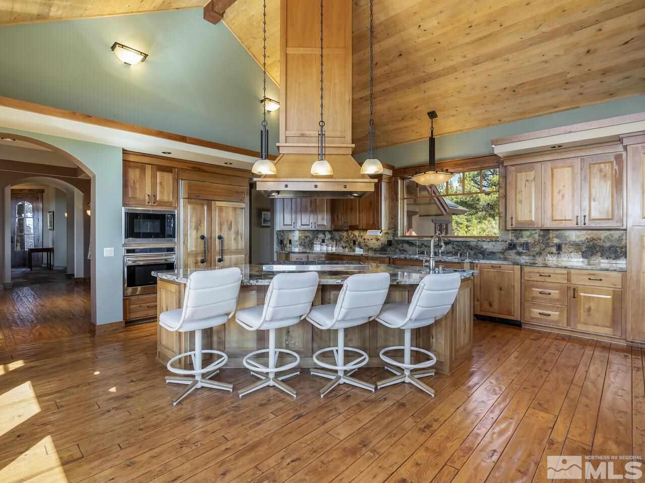 305 Timberlake Court Reno, NV 89511 - Photo 10 of 40 Photo 10