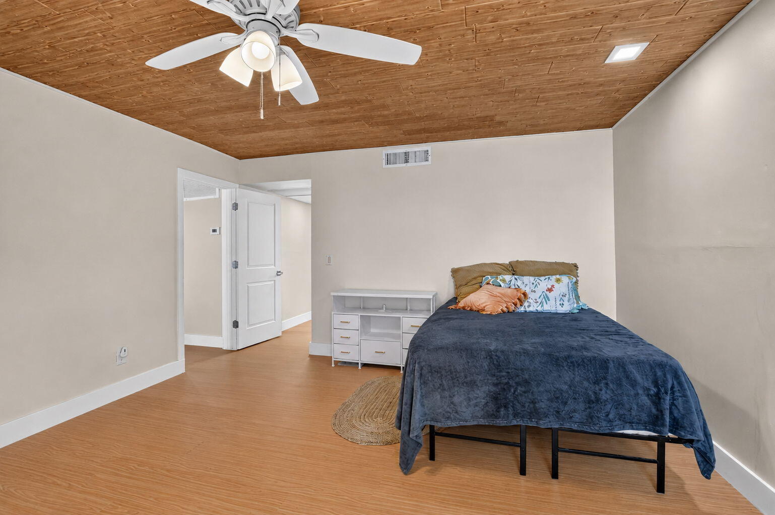 20249 Boca W Drive, Unit 2603 Boca Raton, FL 33434 - Photo 15 of 33 Bedroom-1
