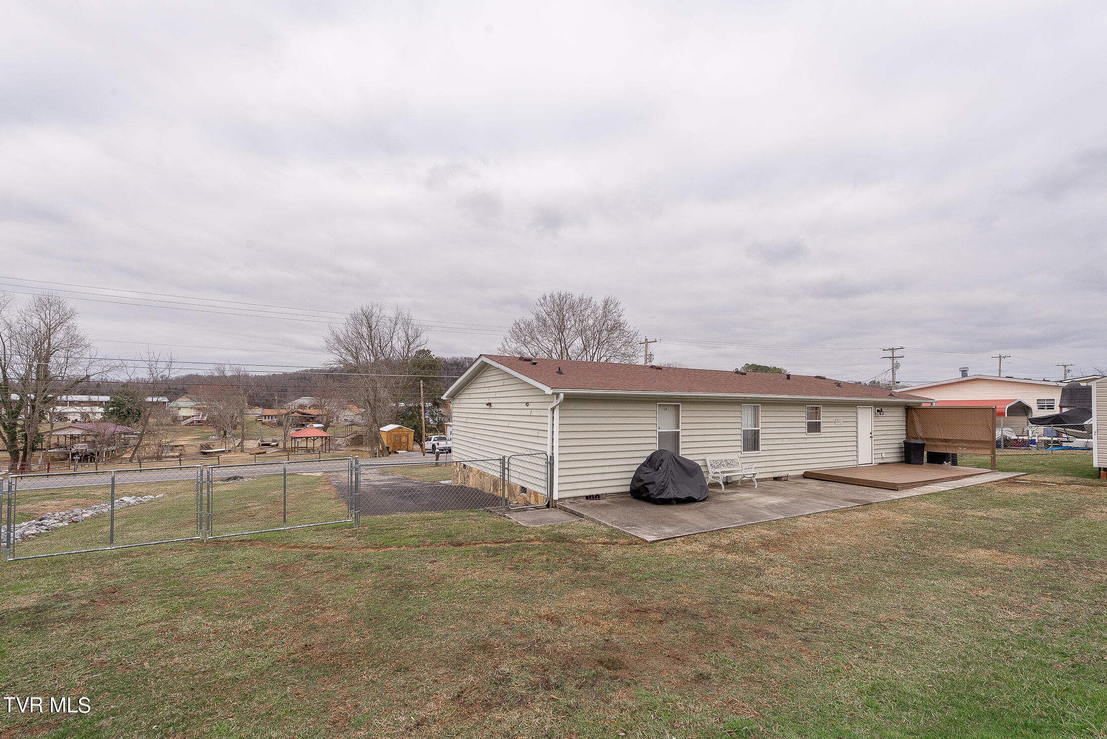 688 Oak Grove Road Gray, TN 37615 - Photo 38 of 64 Back of home