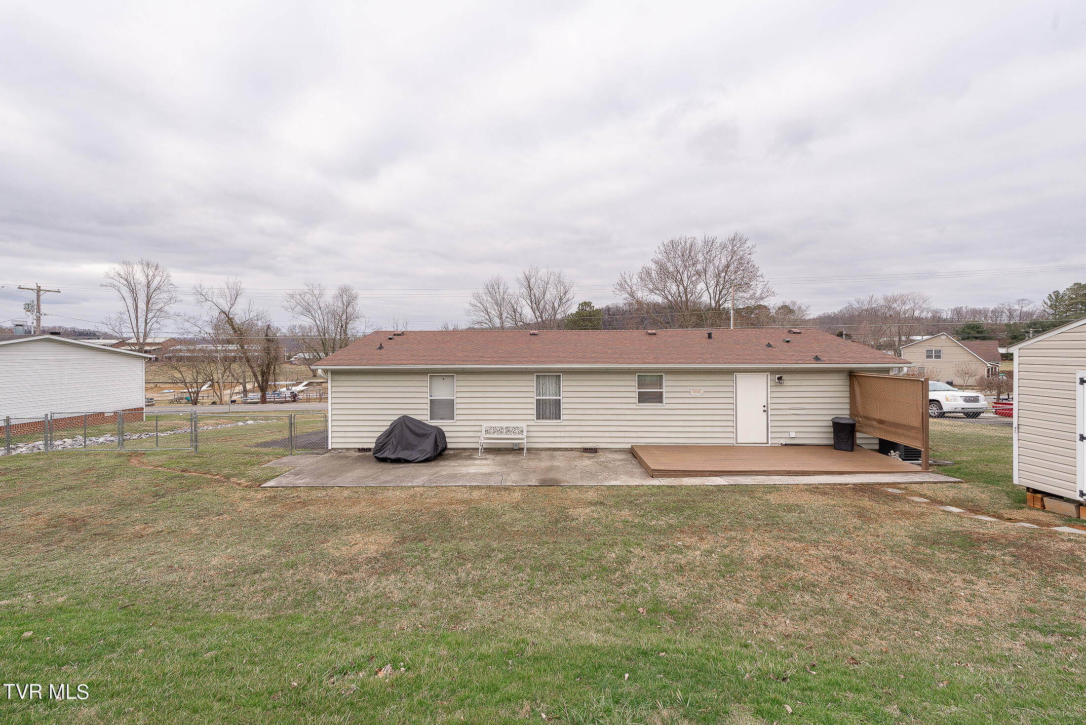 688 Oak Grove Road Gray, TN 37615 - Photo 40 of 64 Back of Home