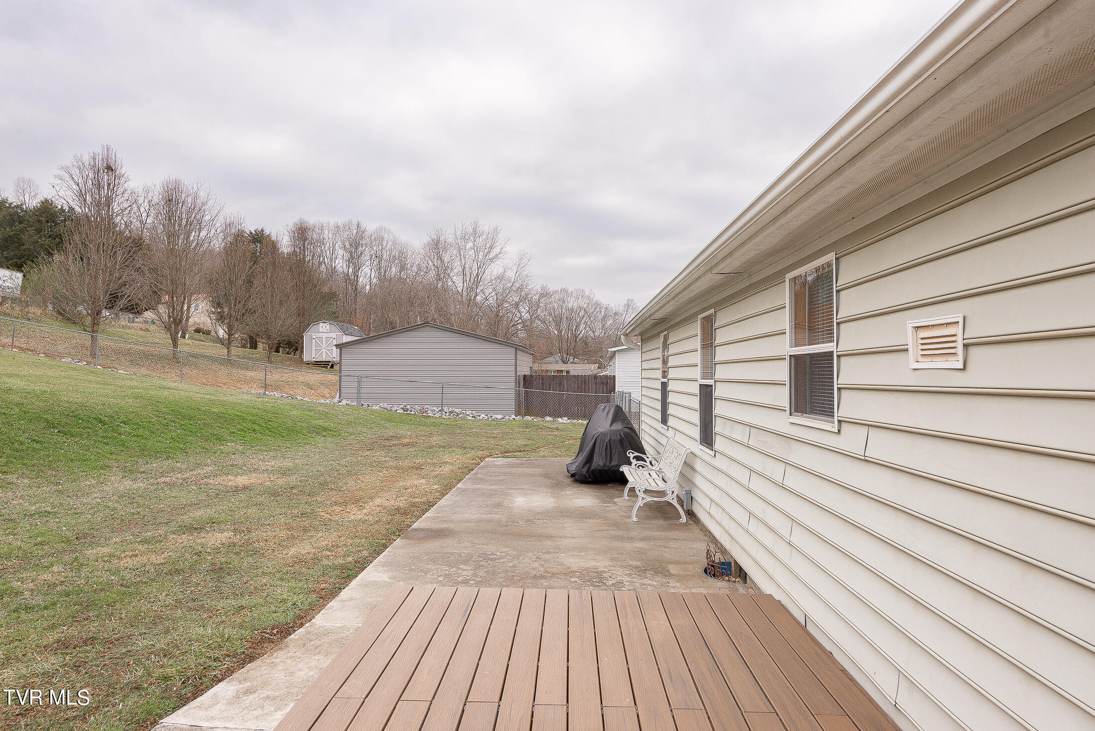 688 Oak Grove Road Gray, TN 37615 - Photo 45 of 64 Patio