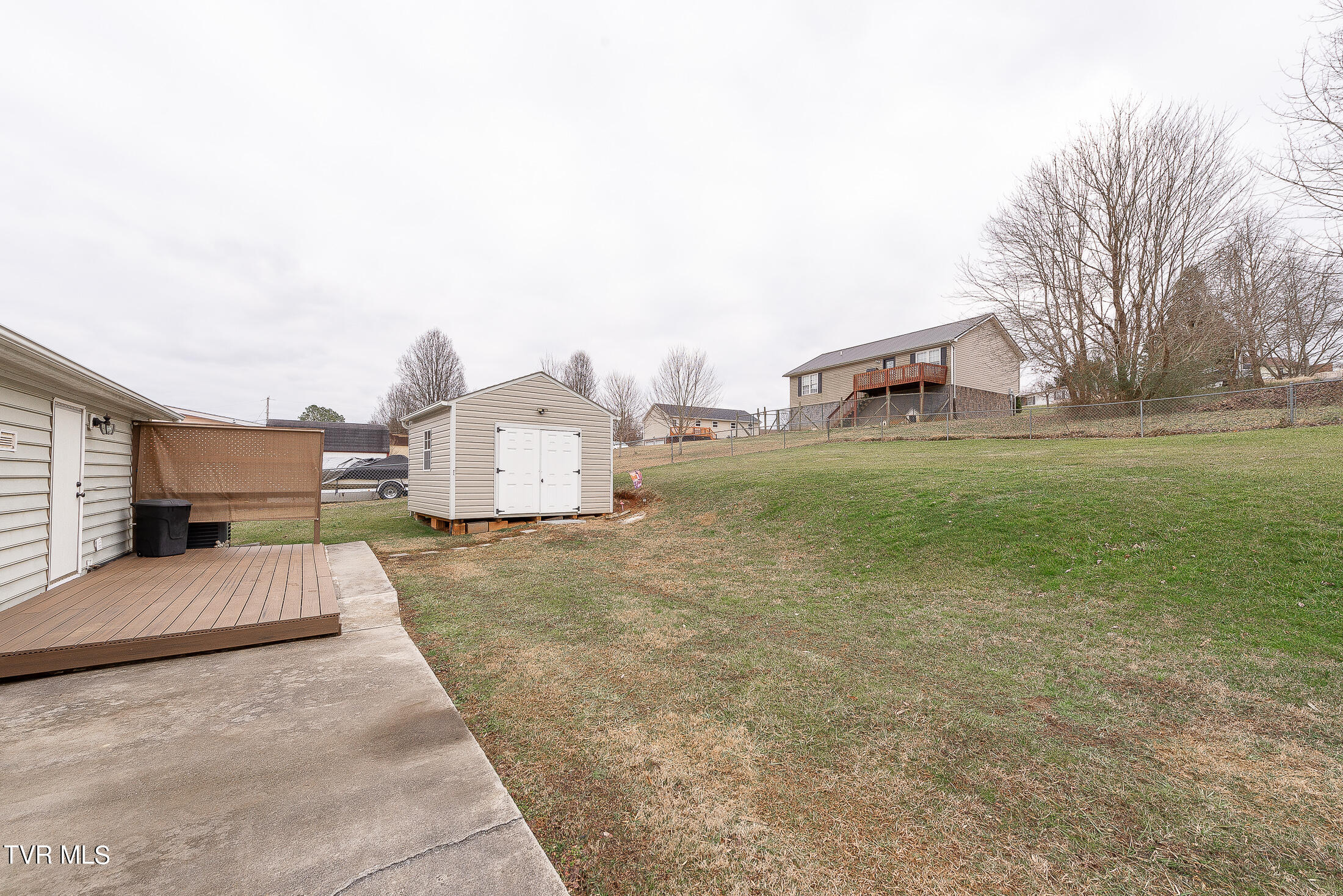 688 Oak Grove Road Gray, TN 37615 - Photo 49 of 64 Patio