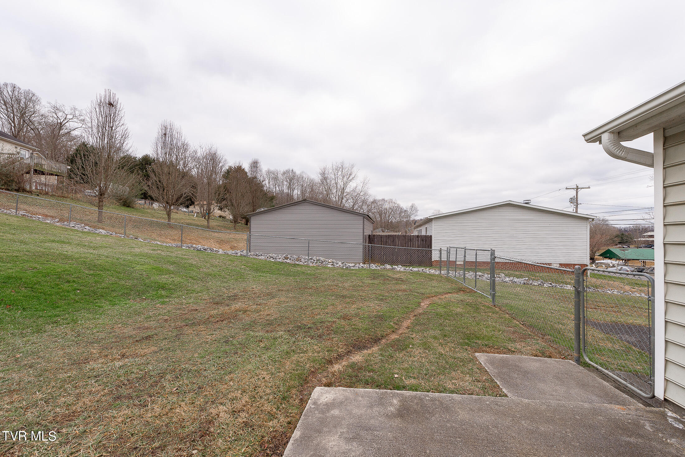 688 Oak Grove Road Gray, TN 37615 - Photo 51 of 64 Back of Home