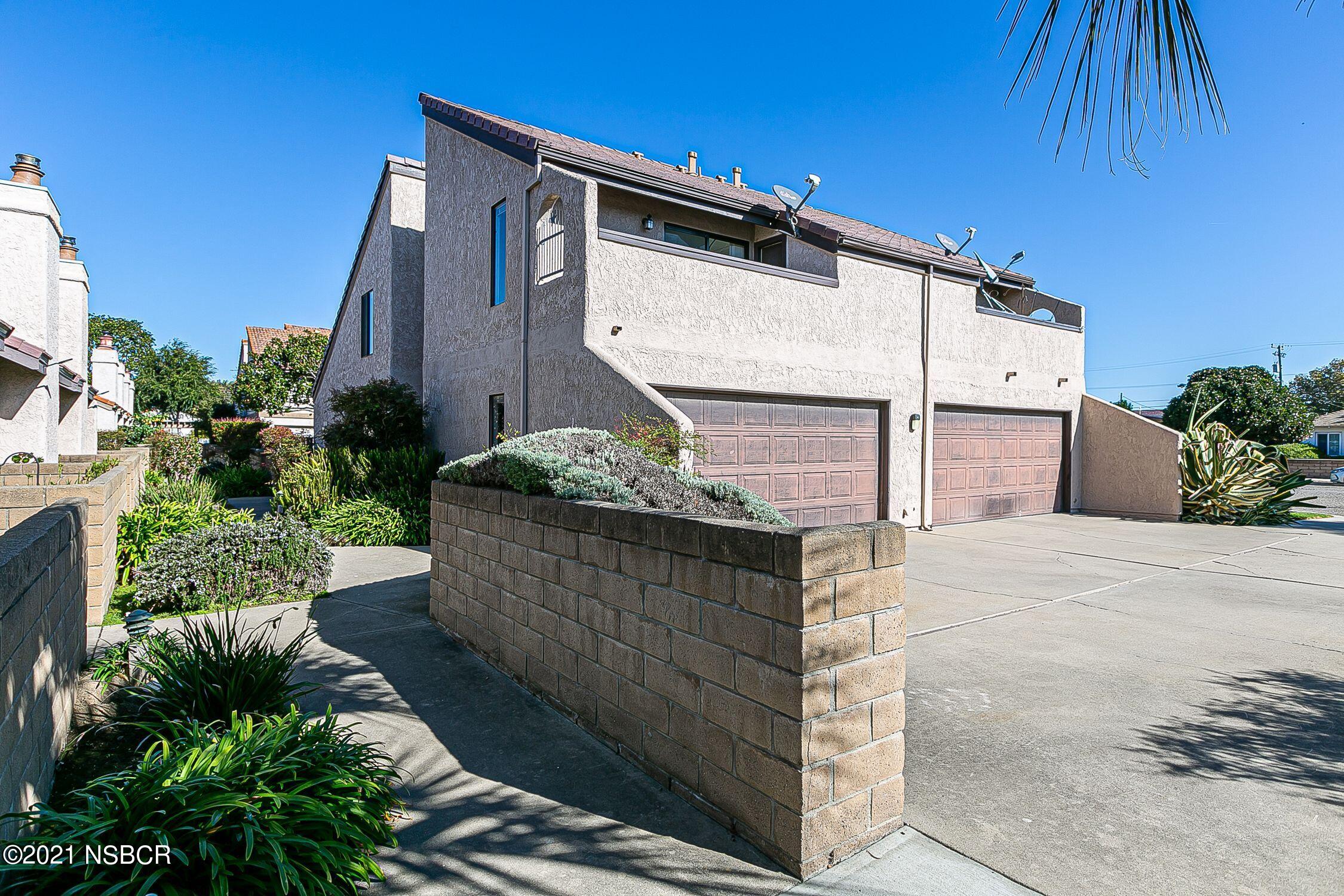 135 North J Street Lompoc, CA 93436 - Photo 3 of 29 2