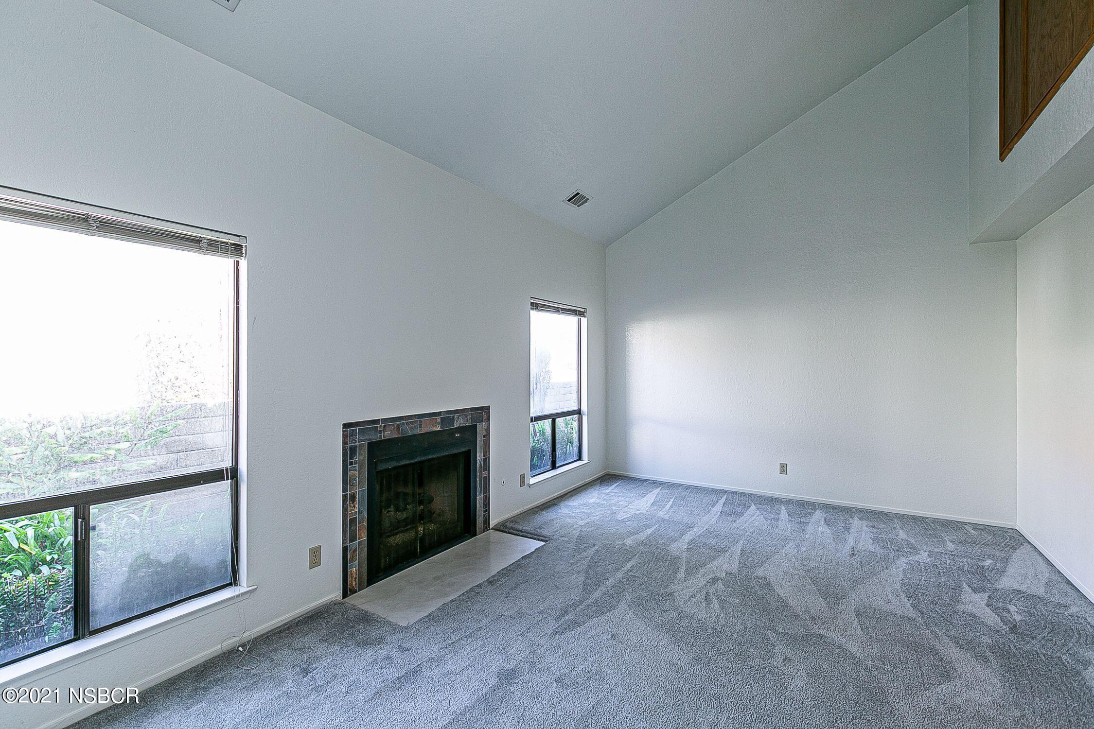 135 North J Street Lompoc, CA 93436 - Photo 5 of 29 5