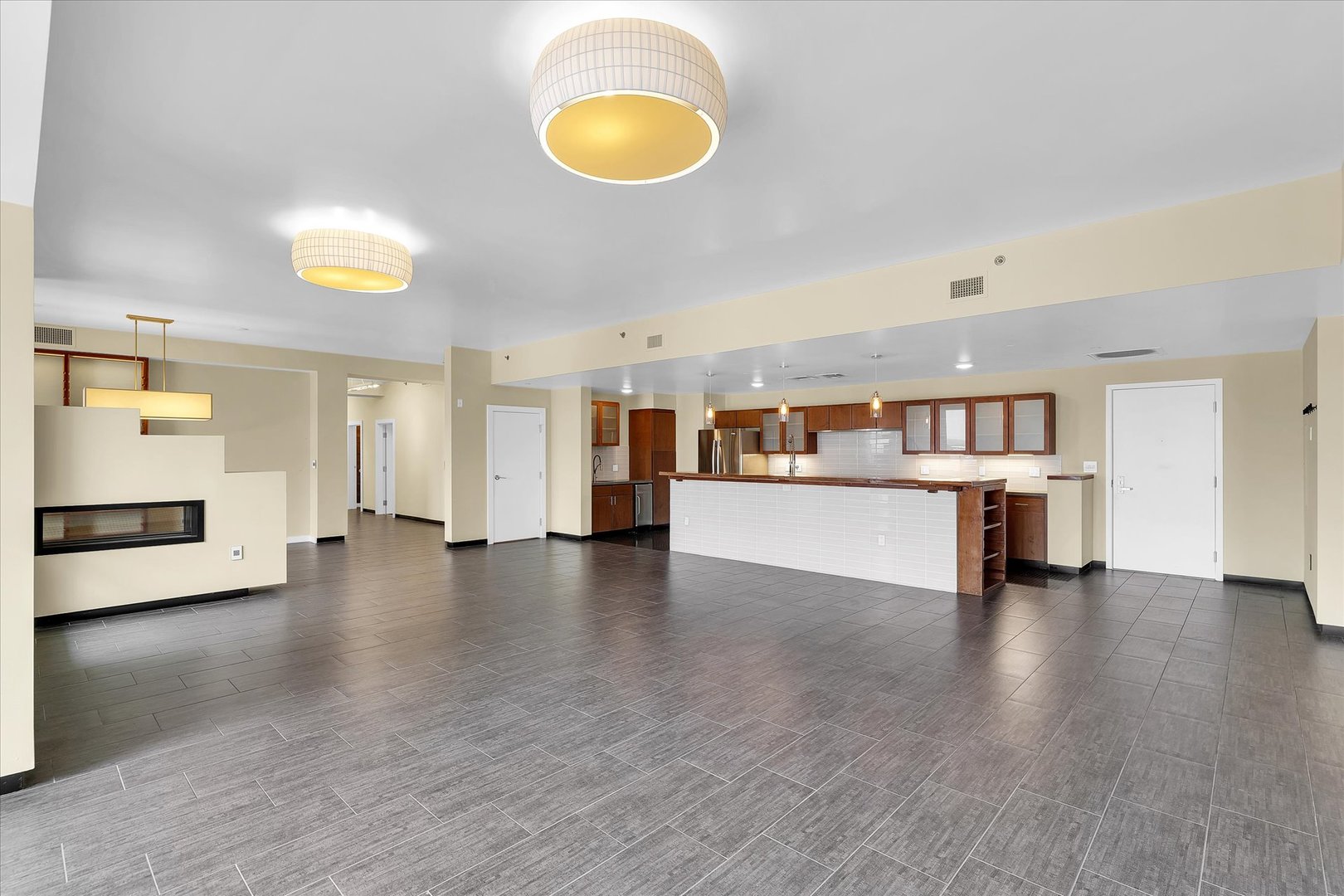 301 North Neil Street, Unit 808809 Champaign, IL 61820 - Photo 16 of 73