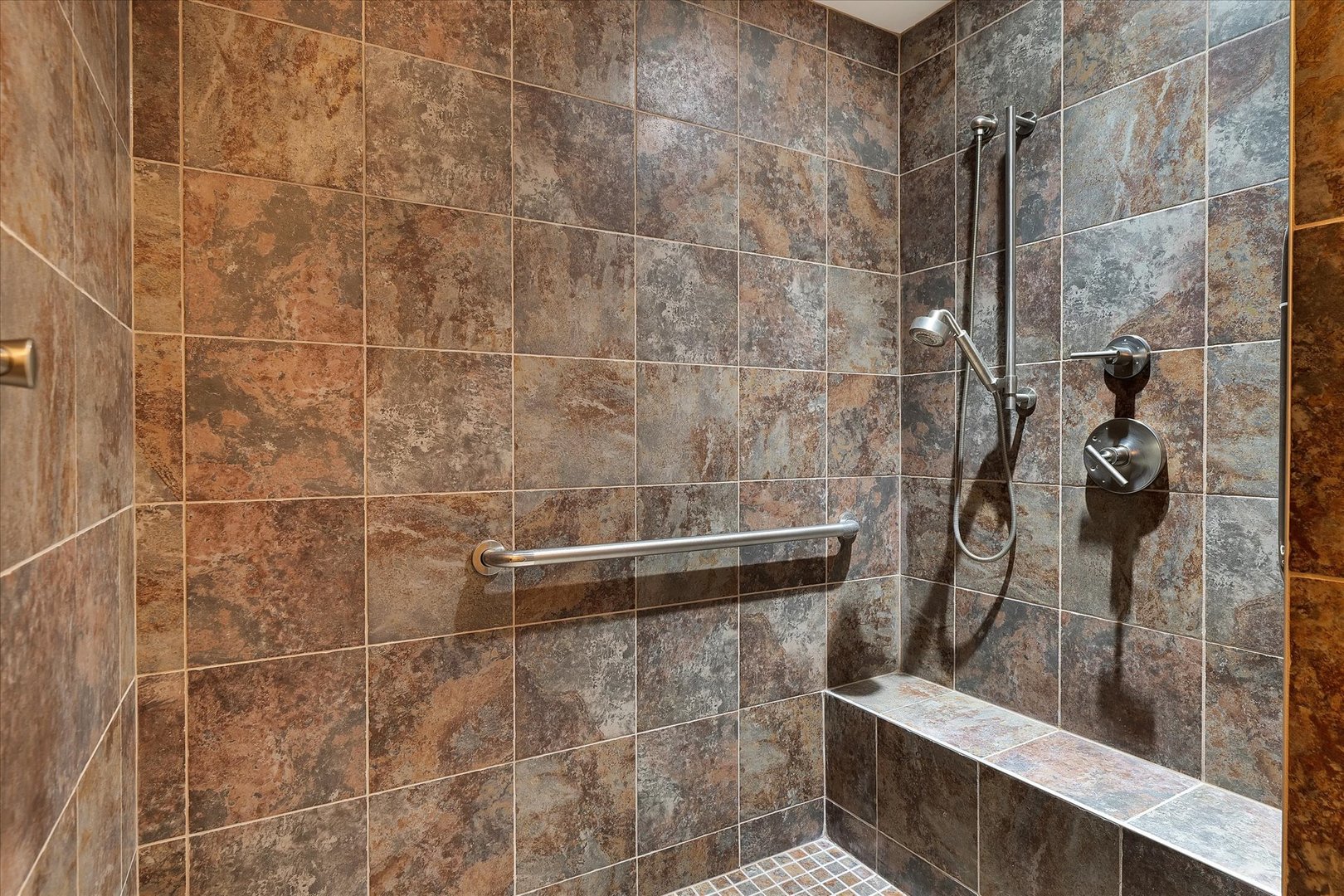 301 North Neil Street, Unit 808809 Champaign, IL 61820 - Photo 19 of 73