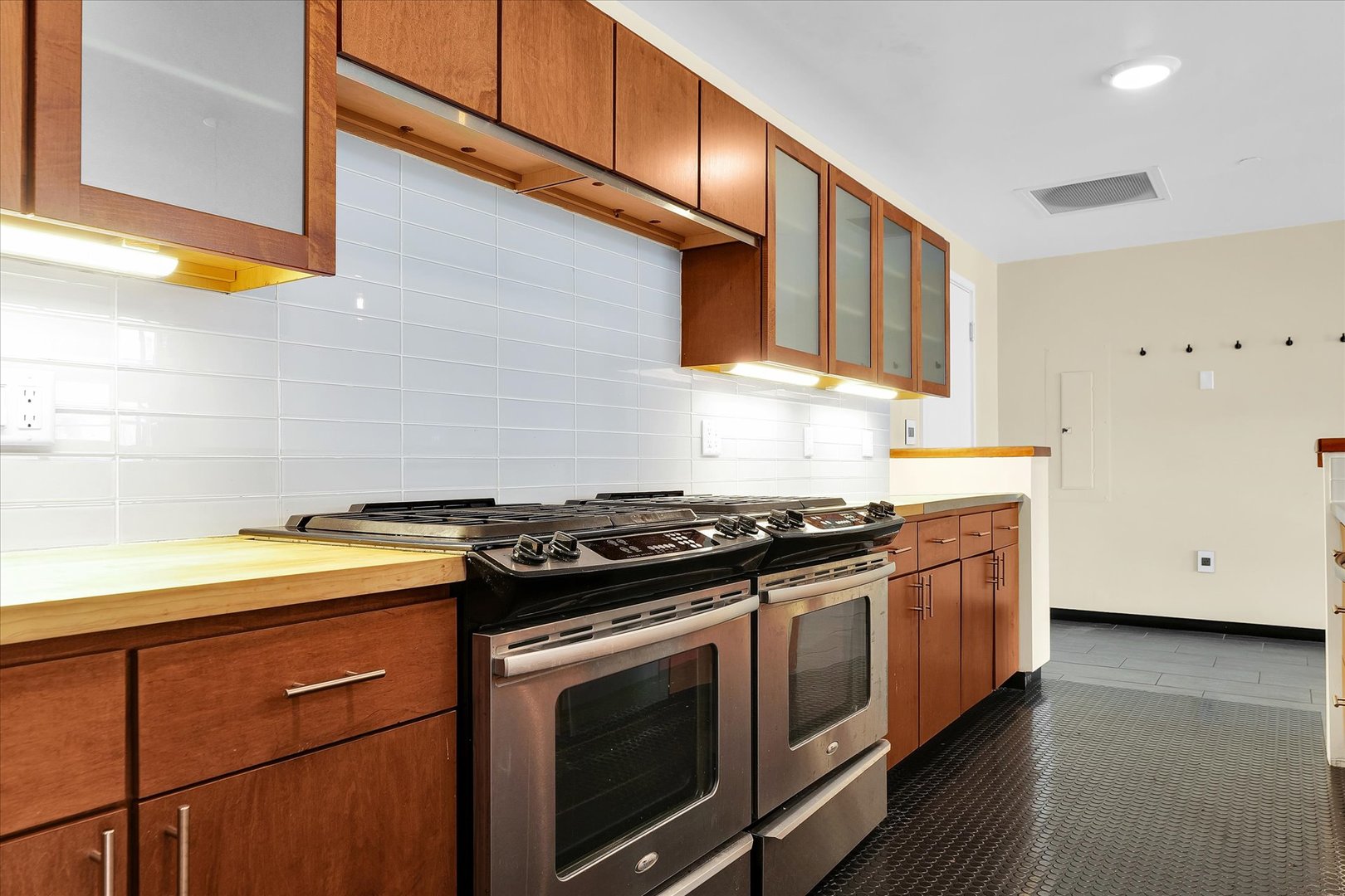 301 North Neil Street, Unit 808809 Champaign, IL 61820 - Photo 39 of 73