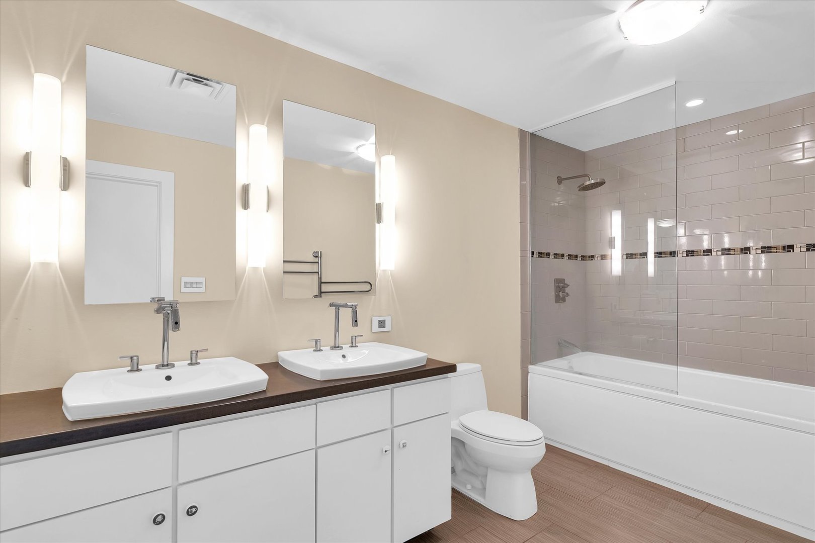 301 North Neil Street, Unit 808809 Champaign, IL 61820 - Photo 5 of 73