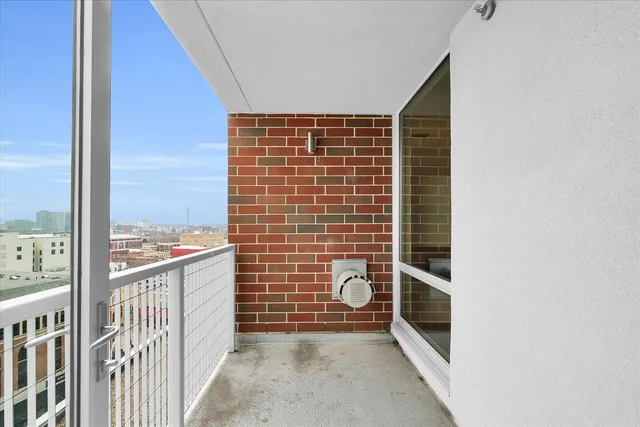 $699,900 | 301 North Neil Street, Unit 808809, Champaign, IL 61820