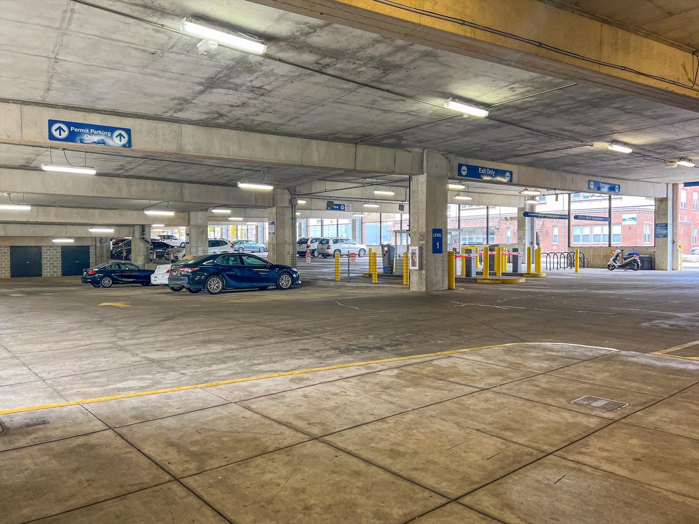 301 North Neil Street, Unit 808809 Champaign, IL 61820 - Photo 68 of 73