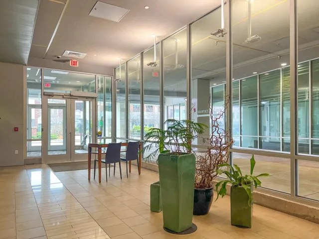 $699,900 | 301 North Neil Street, Unit 808809, Champaign, IL 61820