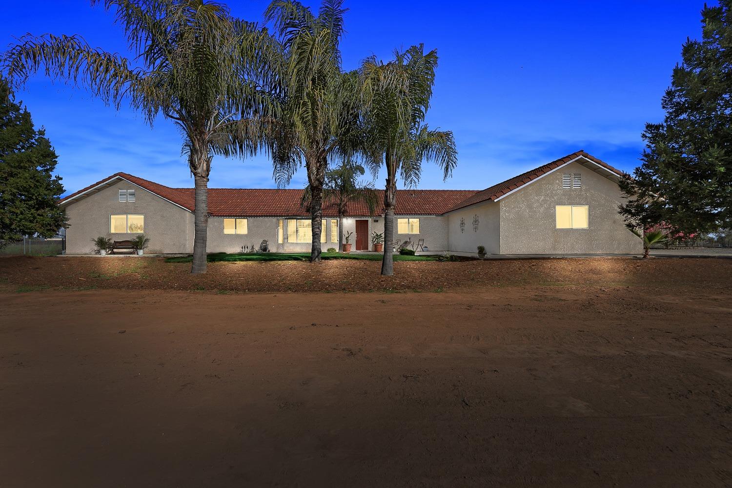 16137 Karen Road Madera, CA 93636 - Photo 1 of 38 Gallery Image 1