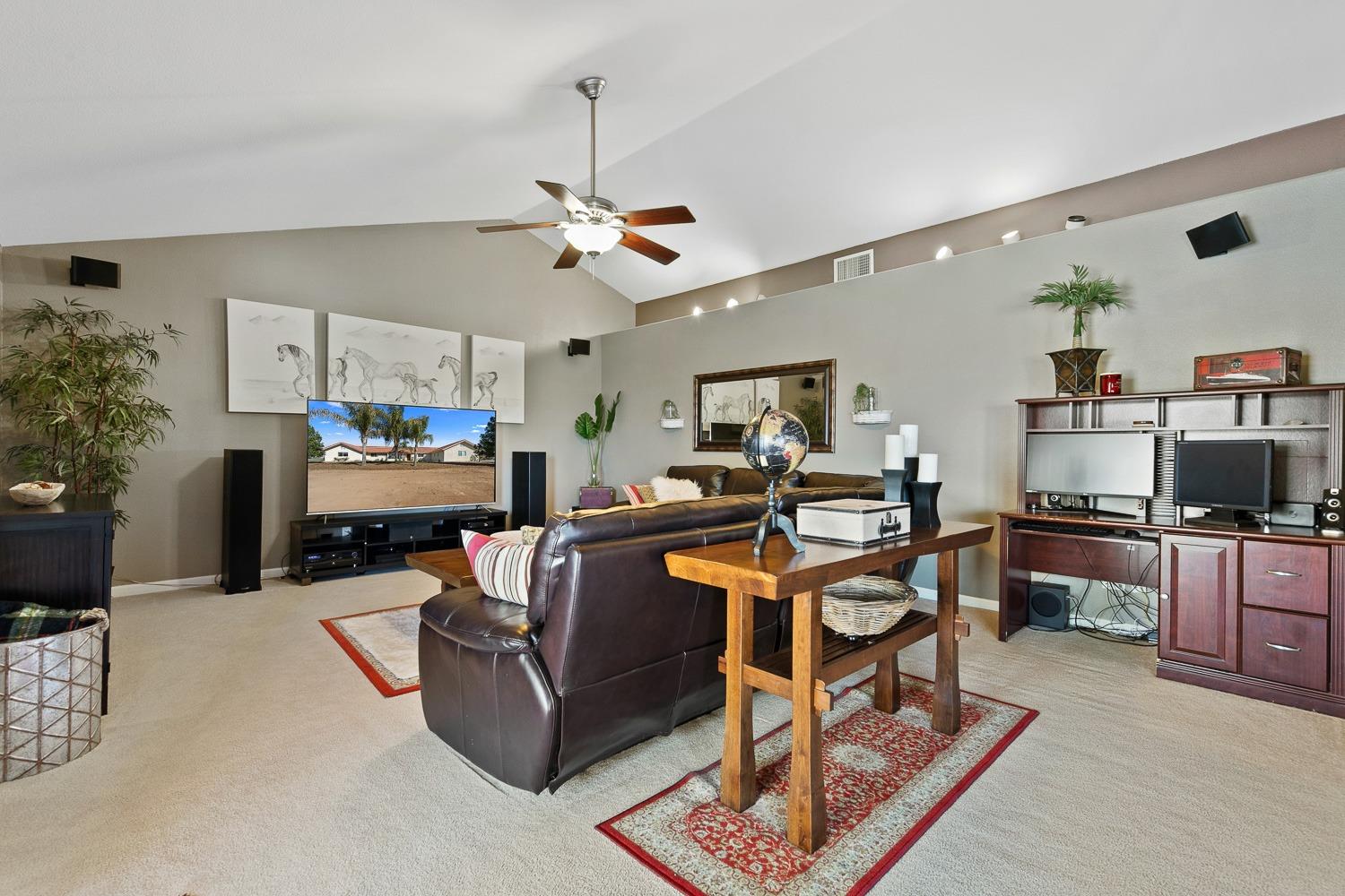 16137 Karen Road Madera, CA 93636 - Photo 11 of 38 Gallery Image 11