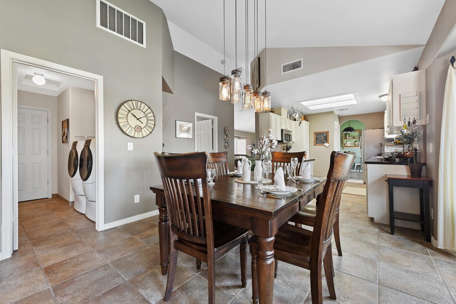 16137 Karen Road Madera, CA 93636 - Photo 13 of 38 Gallery Image 13