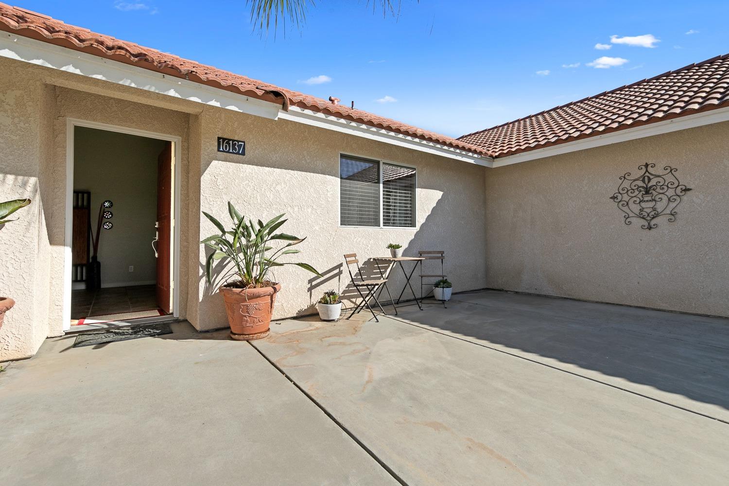 16137 Karen Road Madera, CA 93636 - Photo 3 of 38 Gallery Image 3