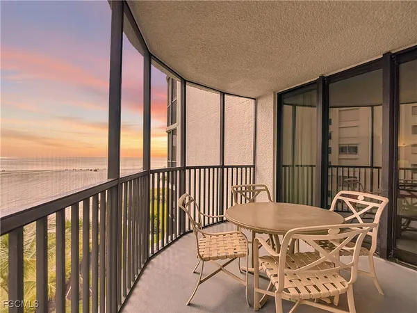 $749,000 | 6640 Estero Boulevard, Unit 401, Fort Myers Beach, FL 33931