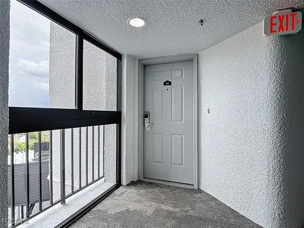 $749,000 | 6640 Estero Boulevard, Unit 401, Fort Myers Beach, FL 33931