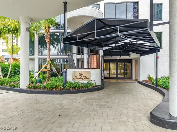 $749,000 | 6640 Estero Boulevard, Unit 401, Fort Myers Beach, FL 33931