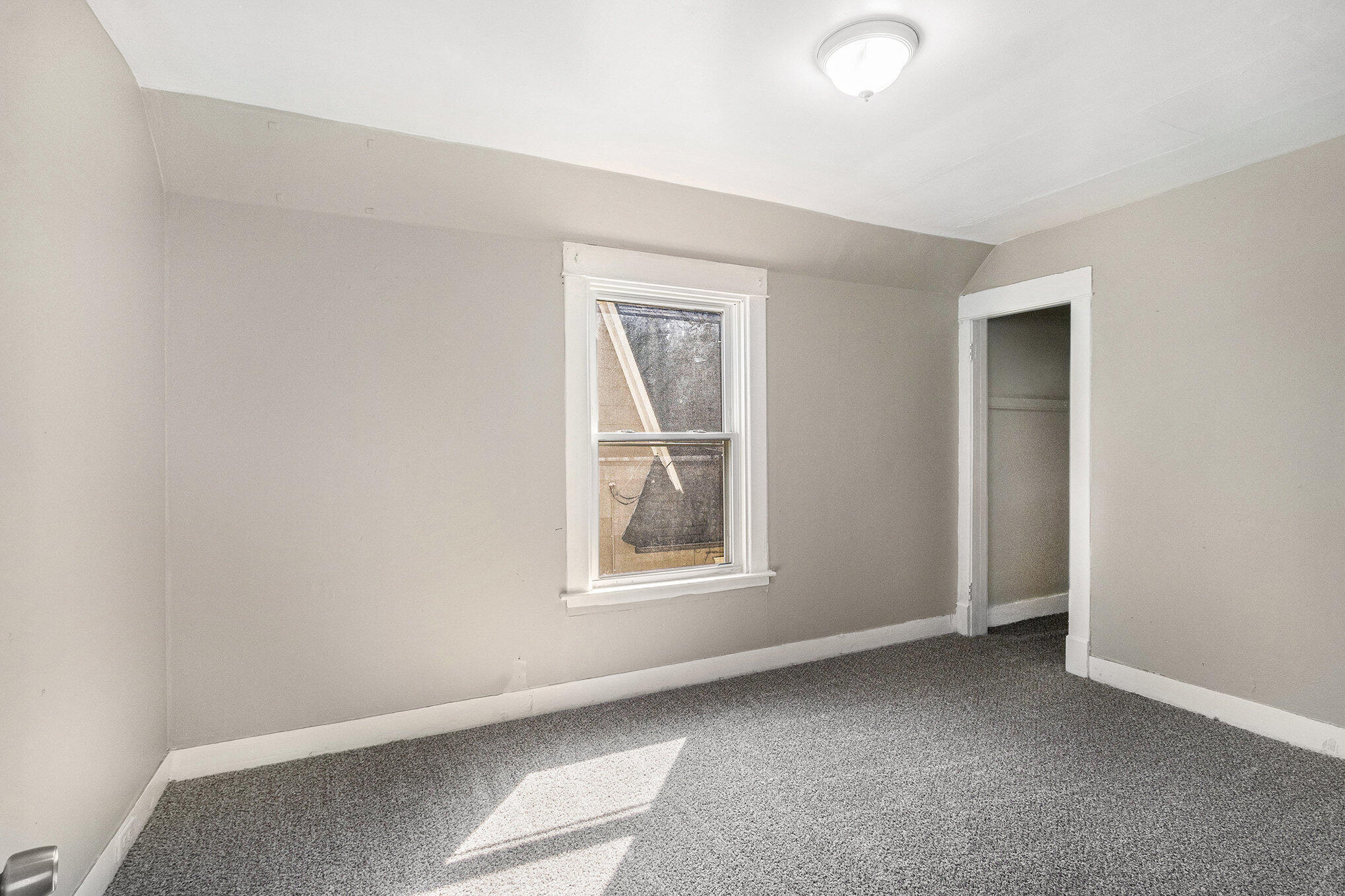 640 Edwin Avenue Kalamazoo, MI 49048 - Photo 15 of 27 015_640edwin_12_763