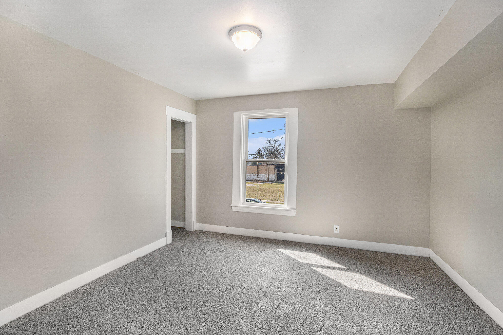 640 Edwin Avenue Kalamazoo, MI 49048 - Photo 17 of 27 013_640edwin_8_644
