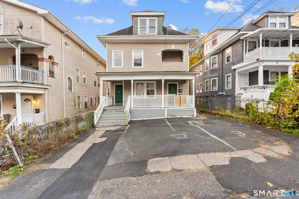 $1,650 | 37 Plaza Avenue, Unit 2, Waterbury, CT 06710