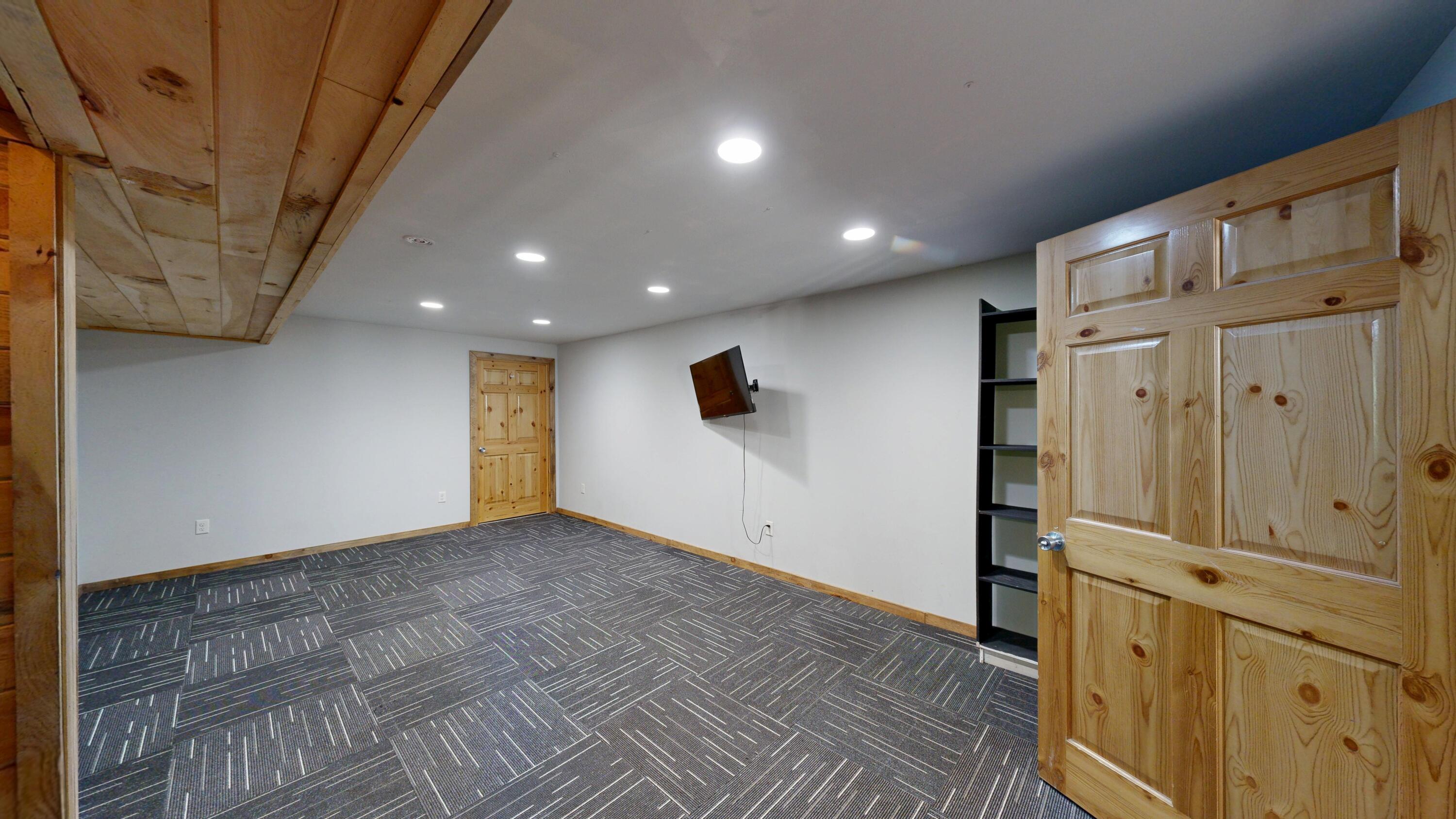 21376 Noble Avenue Sheldon, WI 54651 - Photo 24 of 85 Family Room