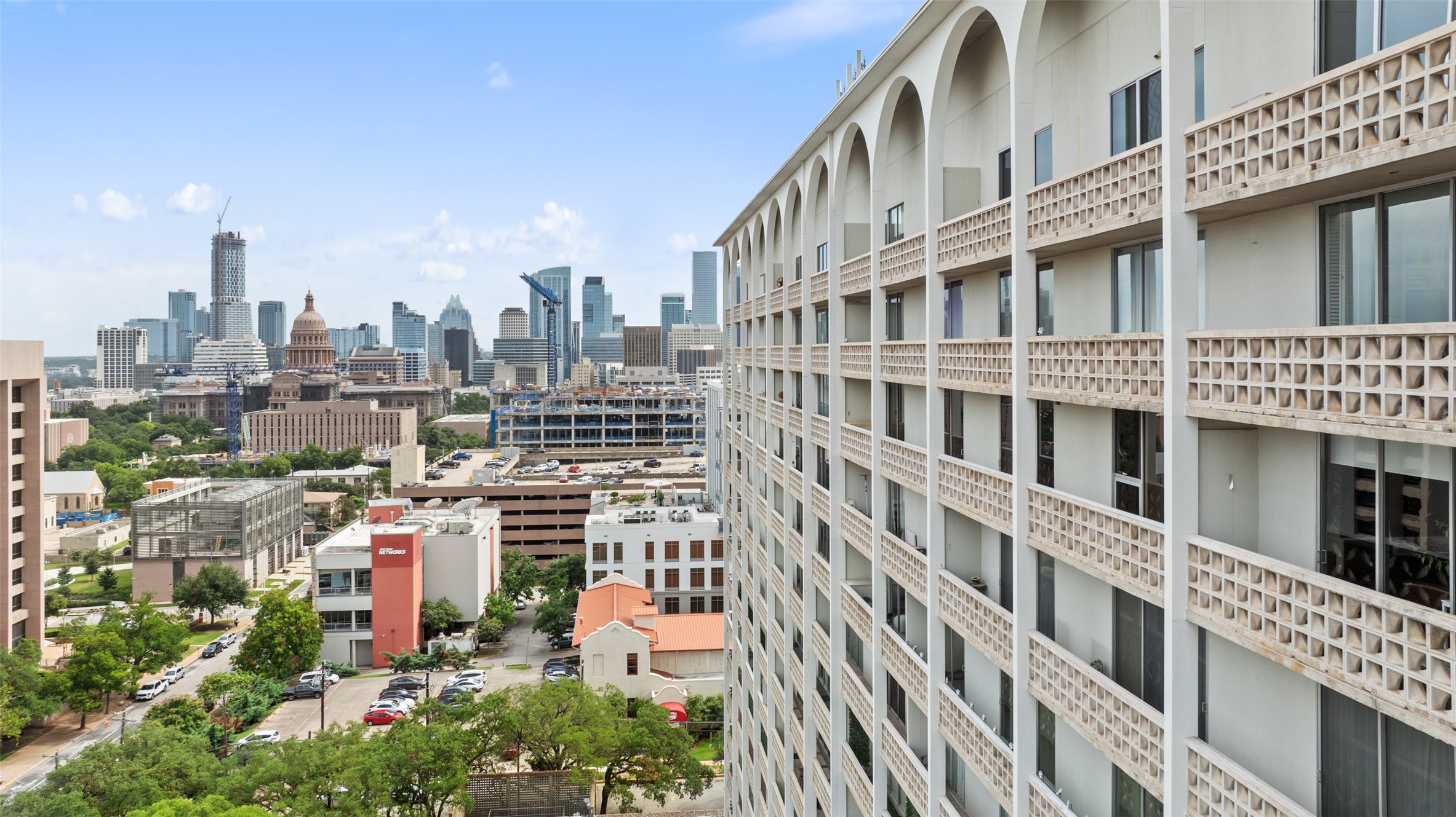 1801 Lavaca Street, Unit 13EF Austin, TX 78701 - Photo 34 of 40 Skyline view